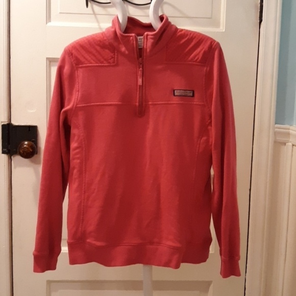 Vineyard Vines Tops - Vineyard Vines pink sweatshirt preppy